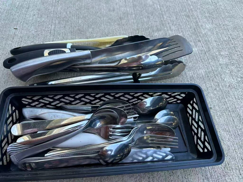 Assorted Kitchen Utensil & Silverware Set